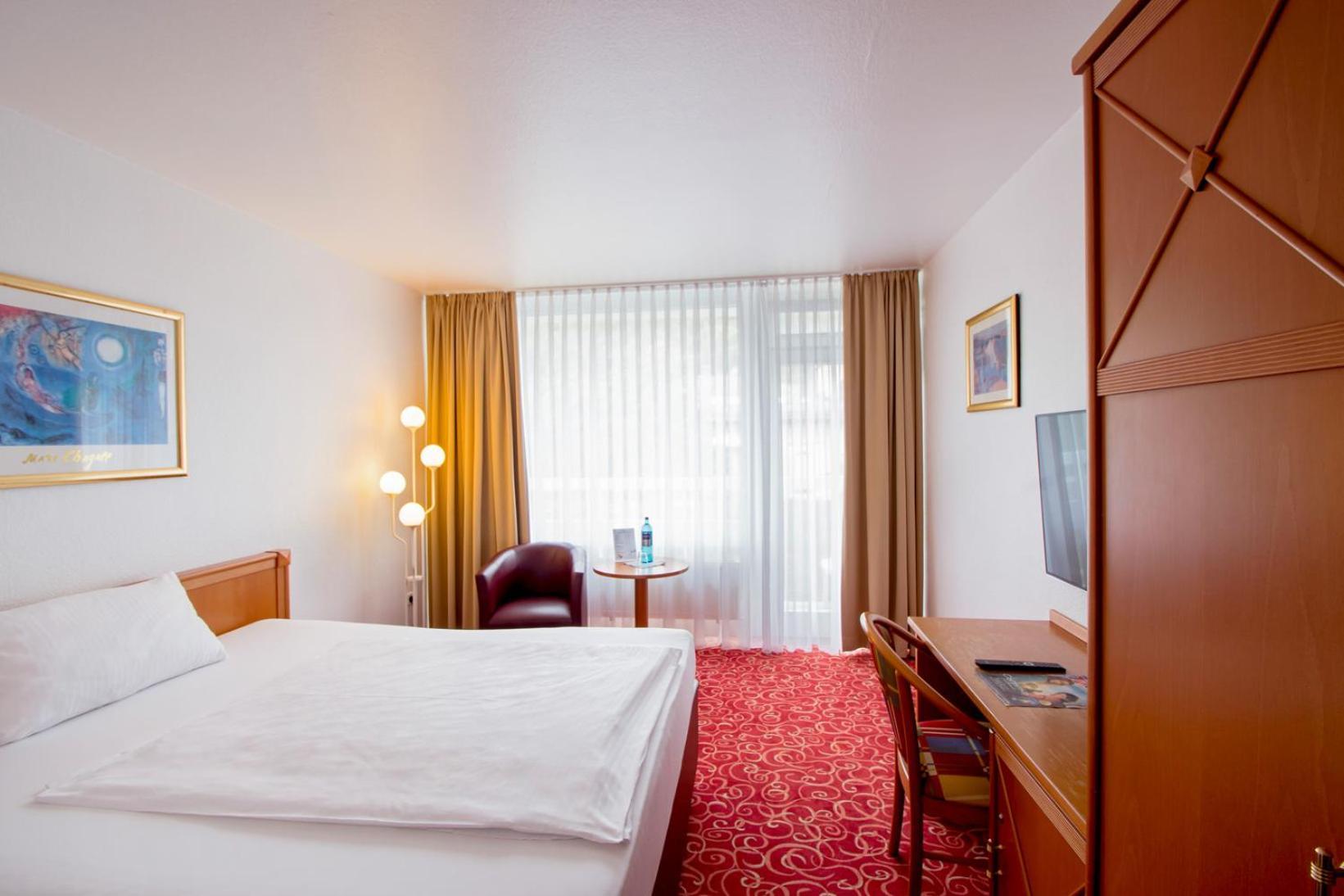 Caravelle Hotel Im Park Bad Kreuznach Extérieur photo